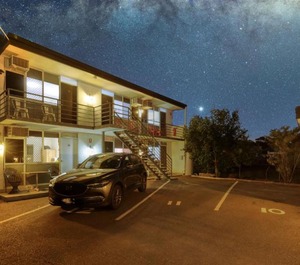 Motel 