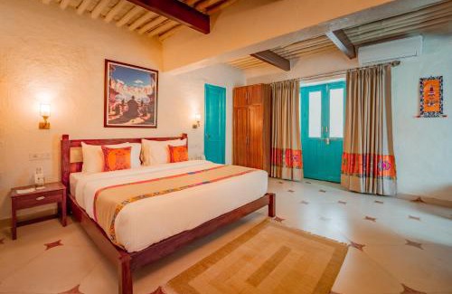 Sidhpur Hotel | Tree of Life Birdsong Chalets , Dharamshala