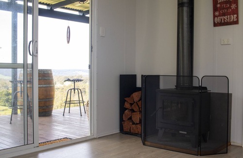 Lowden Cabin | 1 bedroom Chalet with uninterrupted views over the Preston Valley