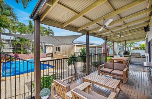 Rainbow Beach House | 12 Tingira Close Rainbow Beach