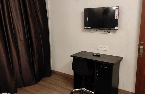 Naraina Apartment | 1BHK centrally located Near Airport 1BHK in Naraina Vihar, New Delhi, Delhi