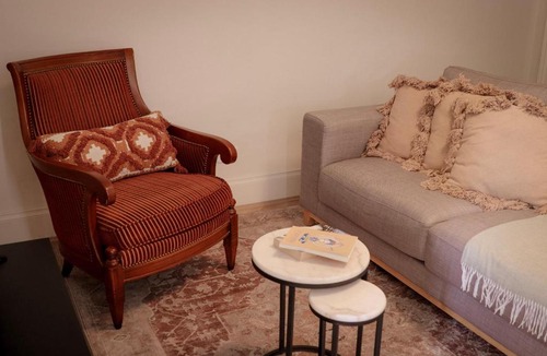 Coburg House | 2 bedroom home Fully Furnished Stay Near Melbourne
