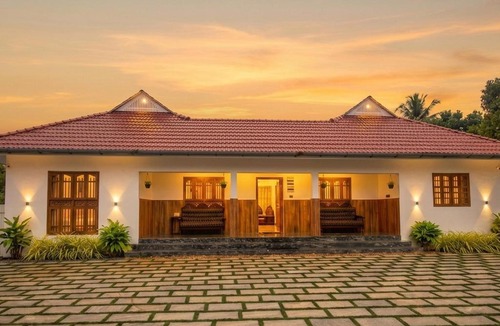 Mararikulam Villa | 2 Bedroom Private Villa near the beach
