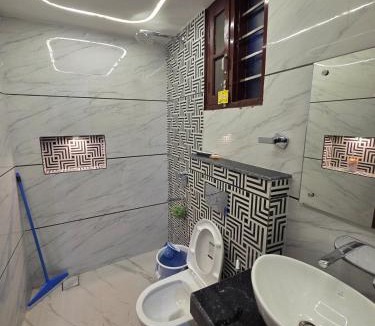 Kharar Apartment | 2 Bhk Eknav Villa Family & Couple friendly