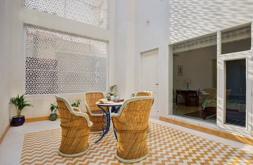 Jaipur House | 2bhk suite in a bungalow