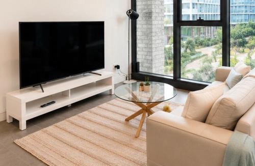 Lidcombe Apartment | 3BR Oasis Olympic Park
