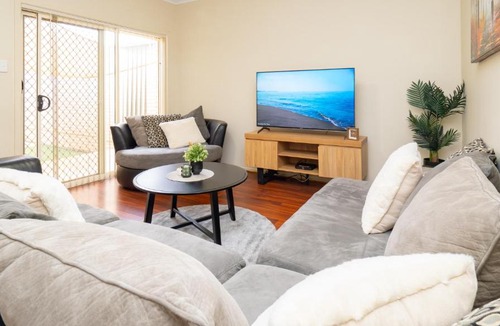 Blakeview Villa | 4 BR Home with Garage- short walk to shops, cafe, dining, and supermarkets
