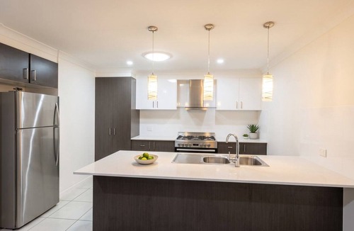 Logan Reserve House | 4BDR Spacious Family Retreat