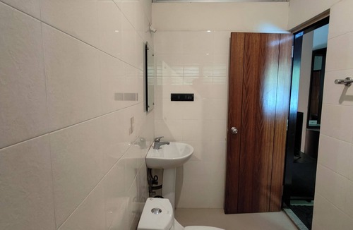 Bengaluru House | 5-10 Mins from Mg road and UB city- Centrally located