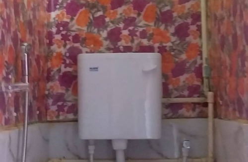 Faizabad House | 5 BEDROOM , 14 DOUBLE BED , 3 TOILETRIES , 3 BATHROOM , 2 & 3BHK ROOM SET
