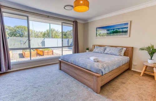Broadwater House | 523 by the Sea