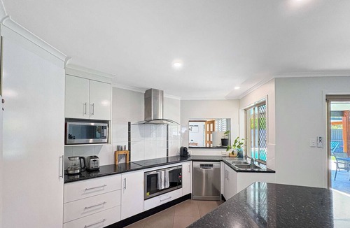 Wurtulla House | 5BR Wurtulla Beach House with Private Pool