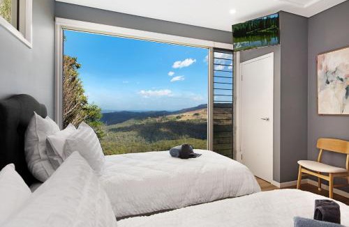 Balmoral Ridge House | 629 Balmoral Ridge