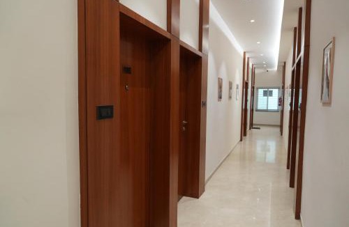 Ron Hotel | 7 Pearls