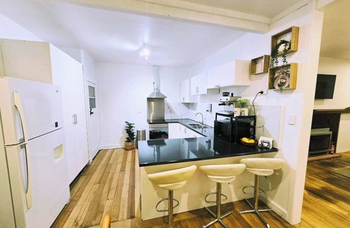 Glenorchy House | 73 Grove Rd