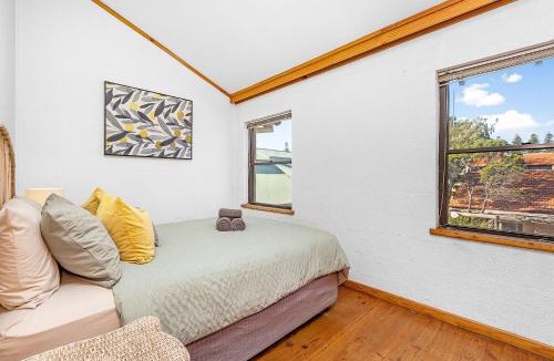 Cottesloe Apartment | 8 Cottesloe Steps to beach - sleeps 3