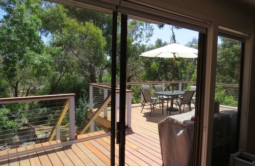 Anglesea House | 9 Ingram Road