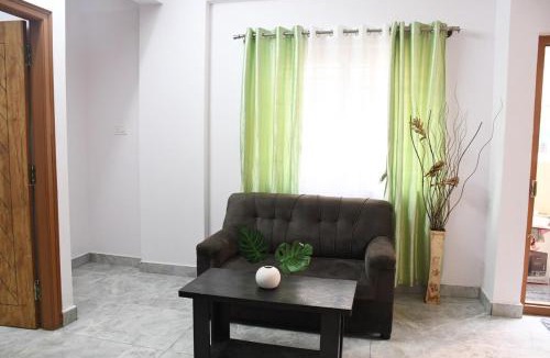 Krishnarajapura Apartment | A Moon-Lit Suite for 2