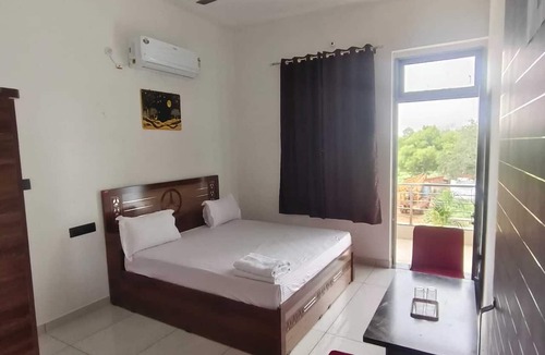 Chomu Hotel | A N HOTEL