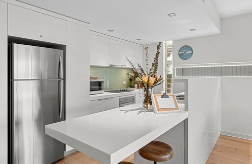 Lorne Apartment | A Touch Of Class