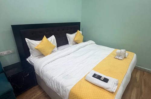 Kanpur Hotel | A.V Grand Hotel