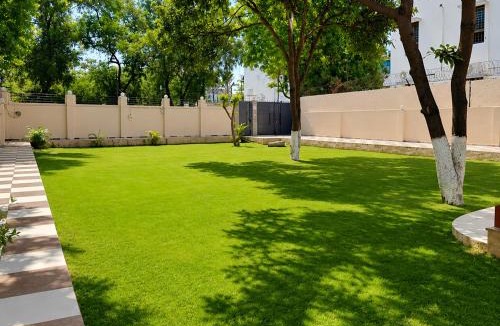 Greater Noida Villa | A2 Villa by JMD - Peaceful Stay Near Expo Mart