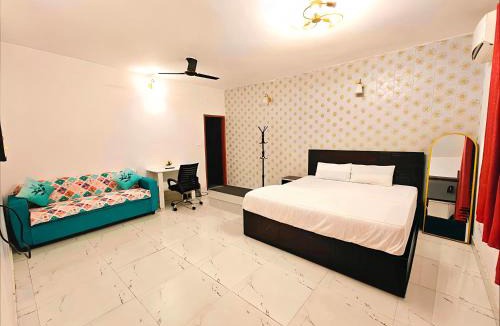 Greater Noida Villa | A2 Villa by JMD - Peaceful Stay Near Expo Mart