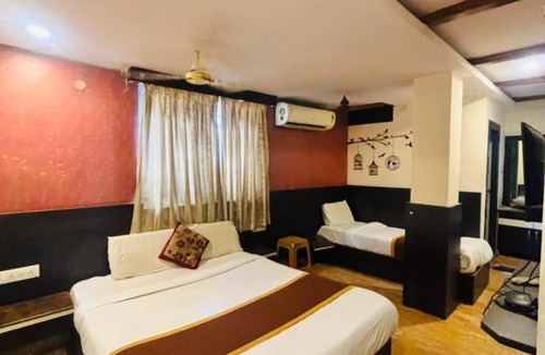 Hyderabad Hotel | AA Grand