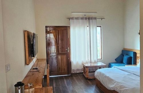 Shivanandi Hotel | Aamantran Stay S A Boutique Homestay
