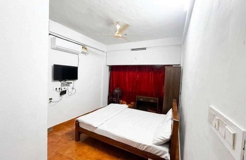 Perambra House | AARIA Tourist Home