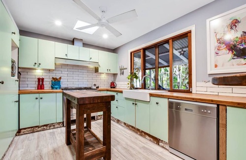 Marcoola House | Aaron's Beachside Boat House | Pool | 3 Min Beach