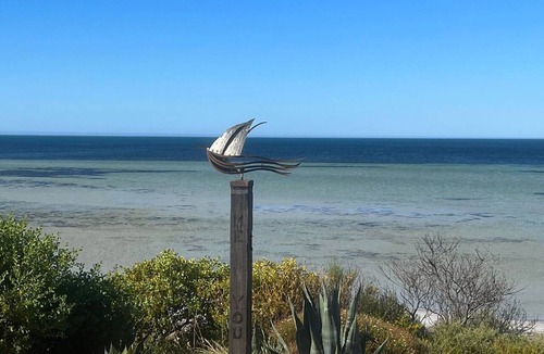 Carribie House | Absolute Beachfront Holiday House with unrestricted Seaview's- Corny Point