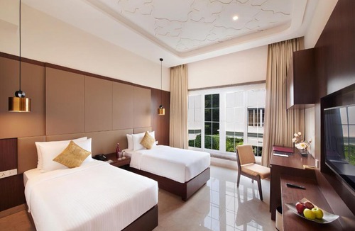Chromepet Hotel | Accord Chrome
