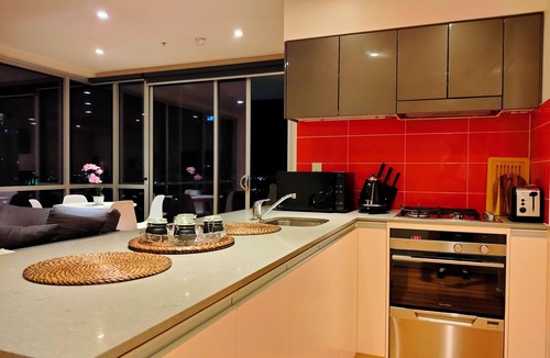 Adelaide Central Business District Apartment | Adelaide Central Skyline Panoramic Suite Four