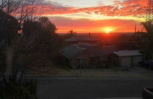 Teringie House | Adelaide Escape: Two-Storey Home Near City & Hills