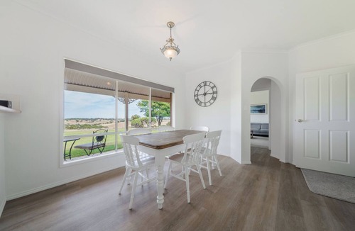 Bugle Ranges House | Adelaide Hills Country Paradise