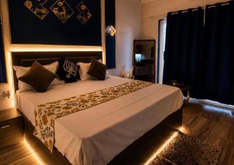Greater Noida Apartment | Aesthetic High-Rise Studio , Balcony & Villa View