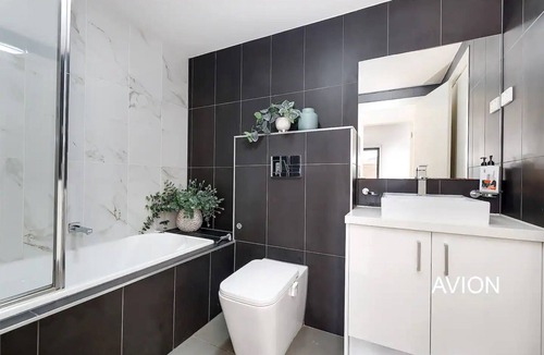 Maribyrnong Apartment | Affordable 2BR Apartment near Melbourne CBD Address:125Raleigh Road,Maribyrnong