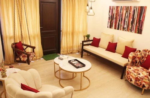 Greater Kailash Apartment | Air Purifier - Luxury Jacuzzi HotTub 1BHK Suite 11
