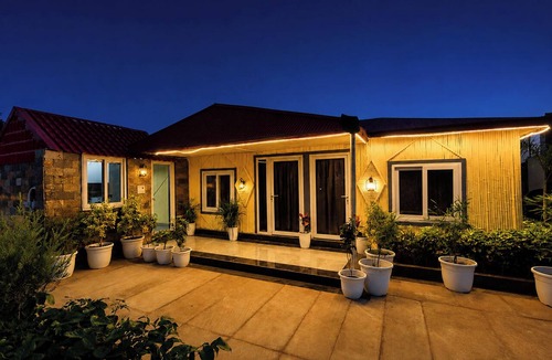 Bhiwadi Villa | Alaya Stays Royal Green Farm 2BHK W Pool