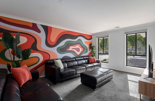 Thurgoona House | Albury Funk Summary: