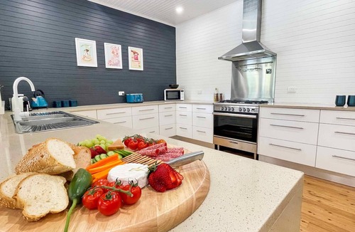 Nulkaba House | Alfie's Place - A period classic in central location