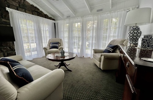 Red Hill Cottage | An elegant bluestone cottage located on the grounds of the Red Hill Peony Estate