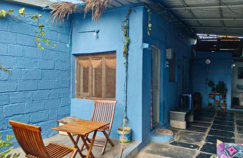 Hampi House | Anaconda Homestay & Rickshaw Service