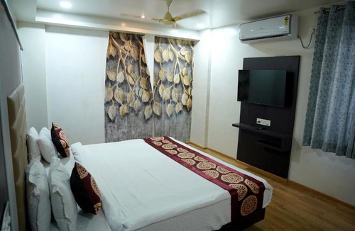 Tuljapur Hotel | Annapurna executive