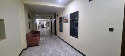 Salon Hotel | Anusthan Hotel