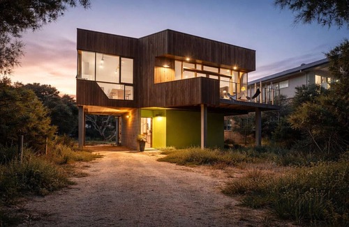 Golden Beach House | Architectural Coastal Retreat. 100m to Beach
