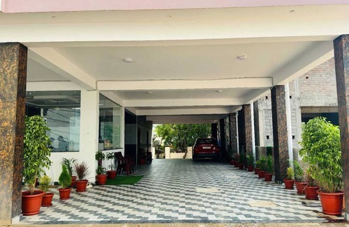 Mantralayam Hotel | Arul Rayara Residency