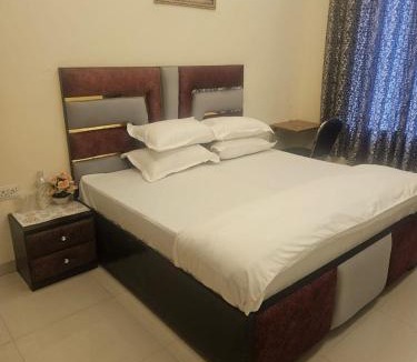 Greater Noida Bed & Breakfast | Ashirwaad 249