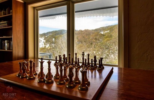 Falls Creek Bed & Breakfast | Attunga Alpine Lodge and Apartments